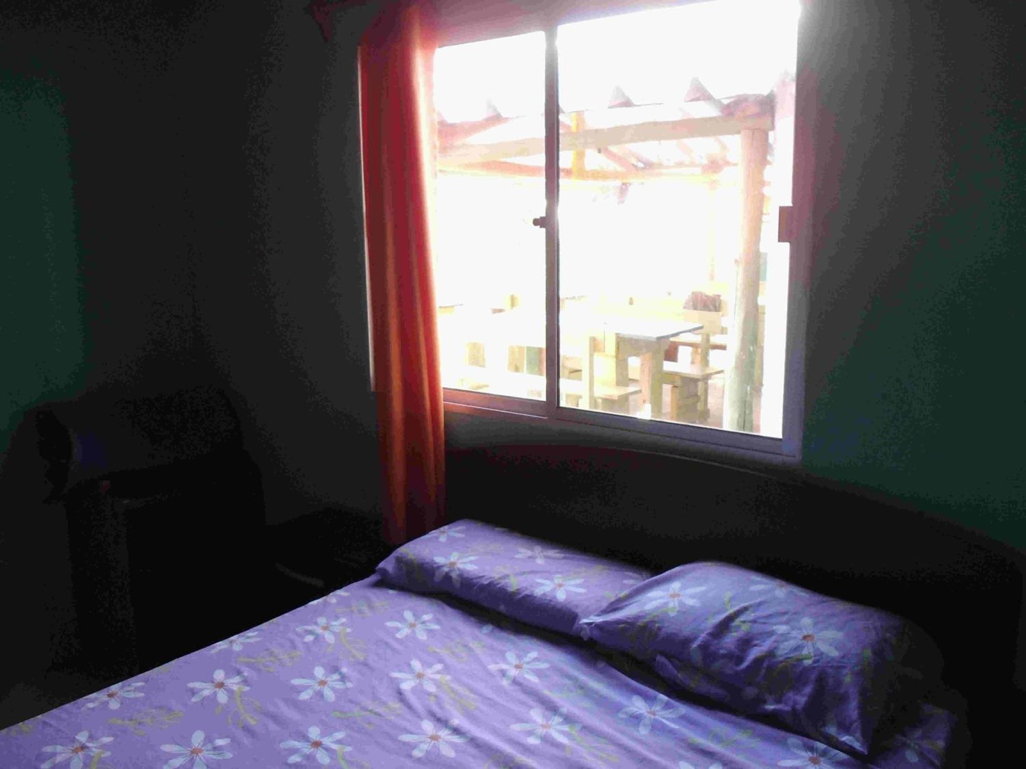 Hostel Lo De Milton 바라 데 발리자스 객실 사진