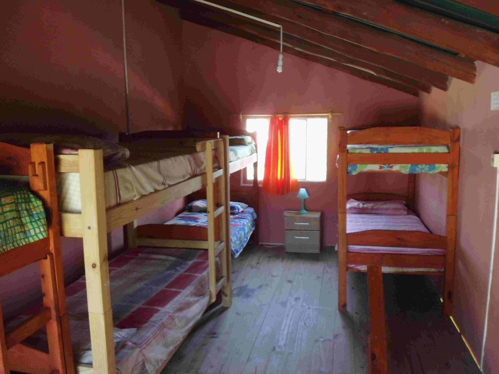 Hostel Lo De Milton 바라 데 발리자스 객실 사진