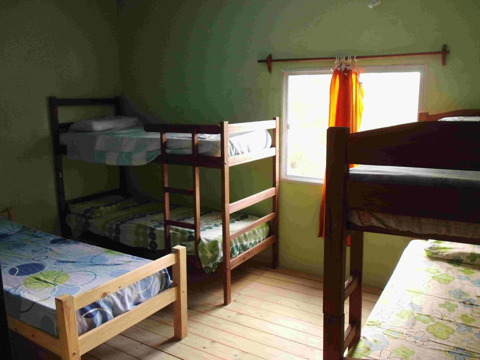 Hostel Lo De Milton 바라 데 발리자스 객실 사진
