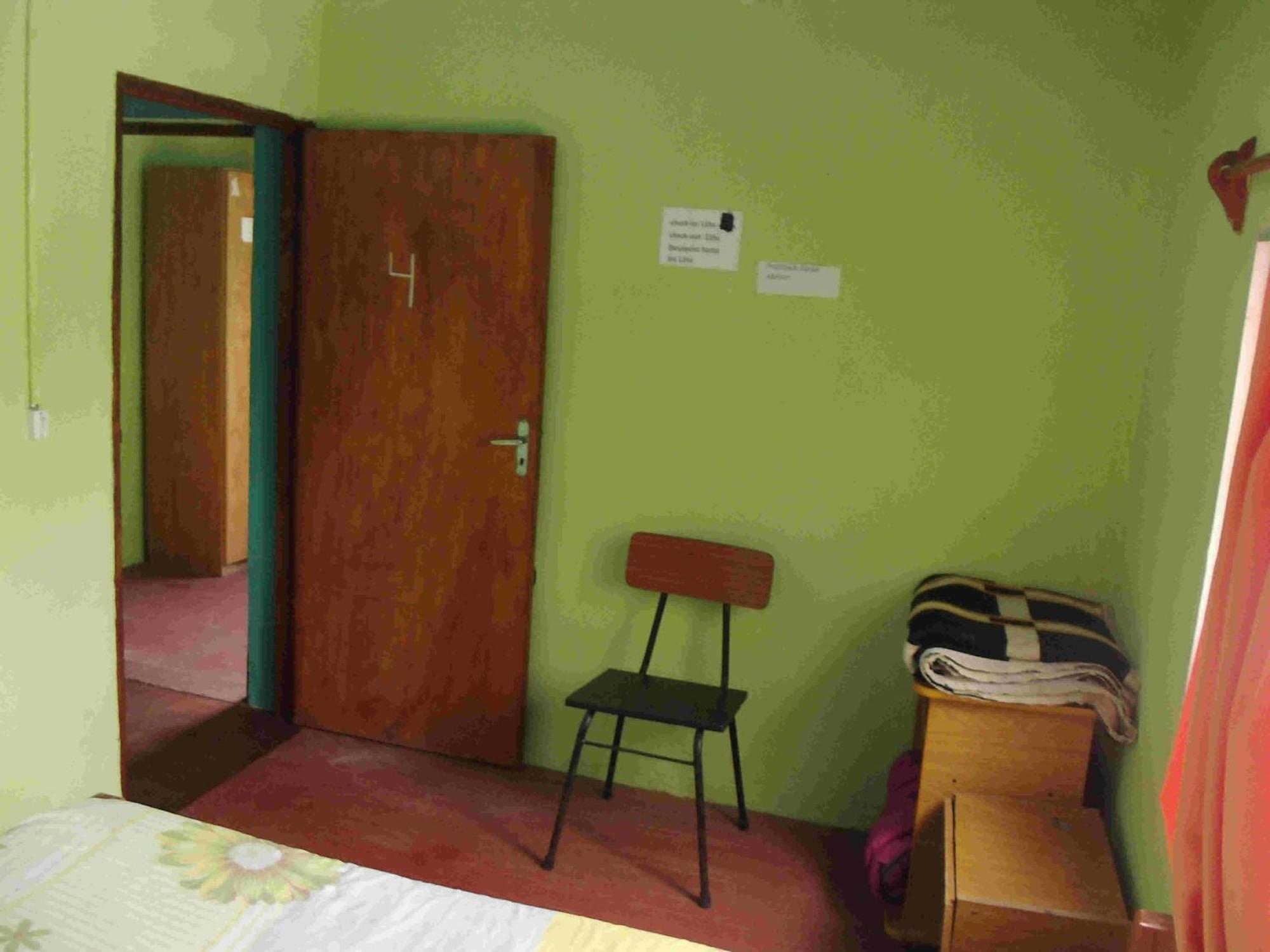 Hostel Lo De Milton 바라 데 발리자스 객실 사진