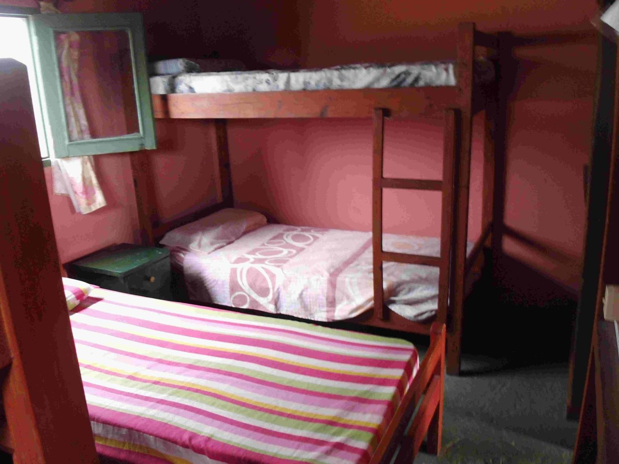 Hostel Lo De Milton 바라 데 발리자스 객실 사진